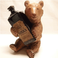 ニッカウヰスキー木彫りの熊